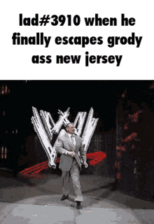 New Jersey When He Finally Escapes Grody Ass New Jersey GIF - New Jersey When He Finally Escapes Grody Ass New Jersey Walking GIFs