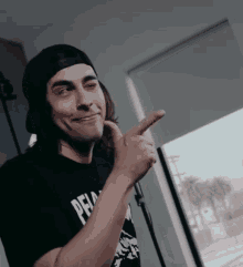 figer gun yes you you wink nod figer gun yes you you wink nod