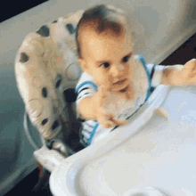 Baby Cheese Challenge GIF - Baby Cheese Challenge Face GIFs