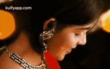 Charming & Talented Actress Genelia Deshmukh.Gif GIF - Charming & Talented Actress Genelia Deshmukh Genelia Deshmukh Uthama Puthiran GIFs