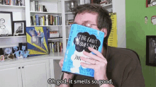 Booksniffer Smell GIF - Booksniffer Book Smell GIFs