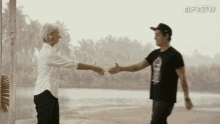 Shaking Hands Bow GIF - Shaking Hands Bow Respectful GIFs