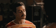 Bohemian Rhapsody Rami Malek GIF - Bohemian Rhapsody Rami Malek Clap GIFs