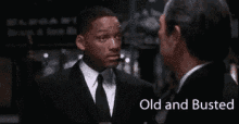 Old And Busted - Men In Black GIF - Busted Old And Busted Will Smith GIFs