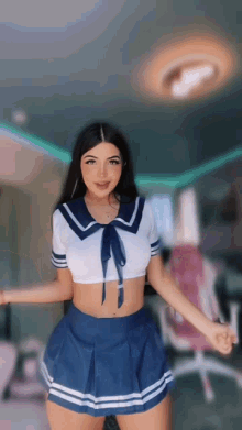 School Girl Cute Girl GIF - School Girl Cute Girl Japanese School Uniform GIFs