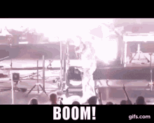 Harry Styles Boom GIF - Harry Styles Boom Dance GIFs