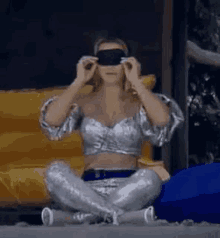 netticia aricia silva aricia remove blindfold blindfolded netticia aricia silva aricia remove blindfold blindfolded