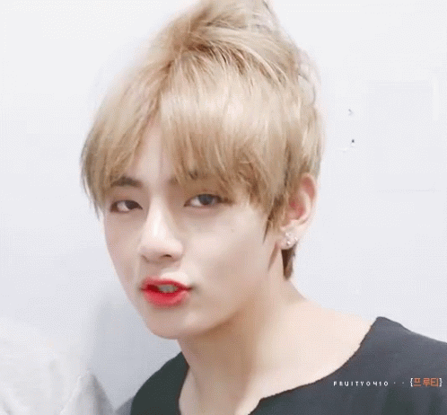 Bts Taehyung GIF - Bts Taehyung Adorable - Discover & Share GIFs