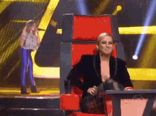 Claudia Leitte Turn GIF - Claudia Leitte Turn The Voice Brasil GIFs