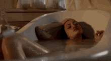 faye chamberlain phoebe tonkin faye chamberlain phoebe tonkin