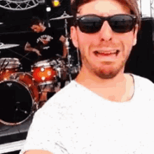All Time Low Cry GIF - All Time Low Cry Drums GIFs