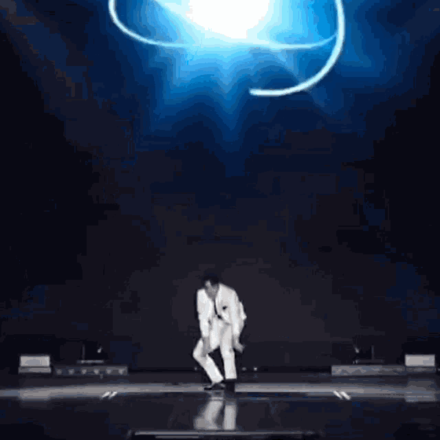 Eunwoo Suit Cha Eunwoo Gif Eunwoo Suit Eunwoo Cha Eun vrogue.co