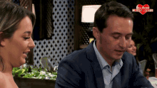 Look At First Dates GIF - Look At First Dates Pay Attention To GIFs
