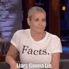 Chelsea Handler Facts GIF - Chelsea Handler Facts Liars Gonna Lie GIFs