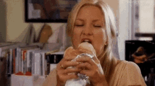 kate hudson eat food hungry starving