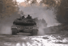 Leopard Tank Soldier GIF - Leopard Tank Tank Soldier GIFs