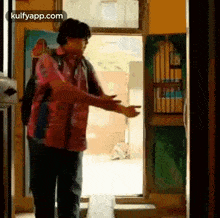 Crowd Funding.Gif GIF - Crowd Funding Pooling Money Collection GIFs