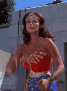 Lynda Carter Protector GIF - Lynda Carter Protector Wonder Woman GIFs