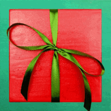 Christmas Tree Gift Box GIF - Christmas Tree Gift Box Star GIFs