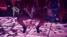 sensual dance clubbing money rain twerking bouncing