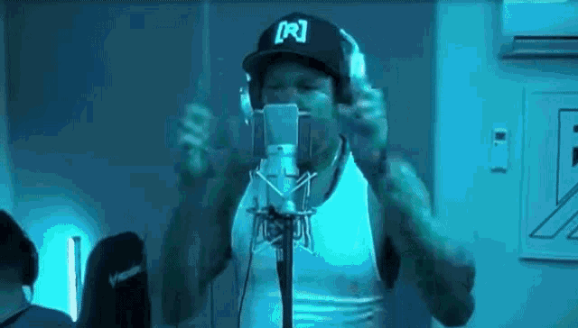 Residente Rene GIF - Residente Rene Perez - Descubre &amp;amp; Comparte GIFs