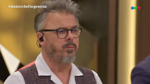 Que Raro Donato De Santis GIF - Que Raro Donato De Santis Masterchef Argentina GIFs