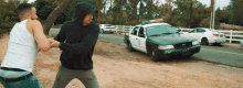 Correr De La Policía Oscar Cortez GIF - Correr De La Policía Oscar Cortez El Testimonio GIFs