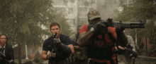 moving in dan chris pratt the tomorrow war be careful moving in dan chris pratt the tomorrow war be careful