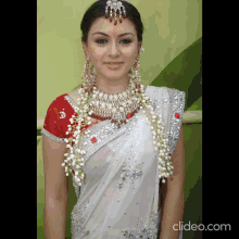 indian actress traditional clothes