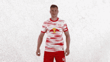 Cheer For Number4 Willi Orban GIF - Cheer For Number4 Willi Orban Rb Leipzig GIFs