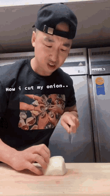 How I Cut My Onion Chef Chris Cho GIF - How I Cut My Onion Chef Chris Cho Slice GIFs