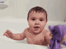 Baby Bath Toddler GIF - Baby Bath Toddler Cute GIFs
