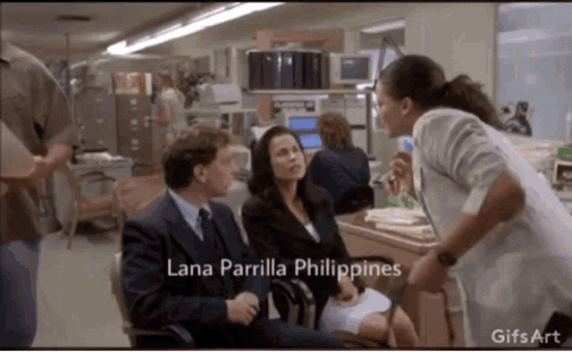 Lana Parrilla Shakehands GIF - Lana Parrilla Shakehands Regina Mills GIFs