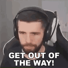 Get Out Of The Way Zerkaa GIF - Get Out Of The Way Zerkaa Zerkaaplays GIFs