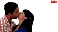 First Kiss Josh Josh And Roxxane GIF - First Kiss Josh Josh And Roxxane Akward GIFs