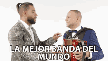 La Mejor Banda Del Mundo Henry Santos GIF - La Mejor Banda Del Mundo Henry Santos Im So In Love GIFs