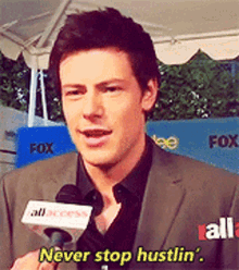 Cory Monteith Glee GIF - Cory Monteith Glee Never Stop Hustlin GIFs