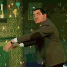 Mr Bean Dancing GIF - Mr Bean Dancing Party GIFs