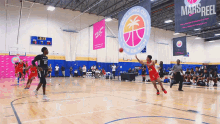 Alley Oop Dunk GIF - Alley Oop Dunk Pass GIFs