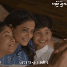 Lets Take A Selfie Suchitra Iyer Tiwari GIF - Lets Take A Selfie Suchitra Iyer Tiwari Priyamani GIFs