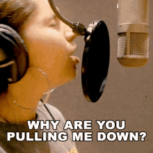 Why Are You Pulling Me Down Alessia Cara GIF - Why Are You Pulling Me Down Alessia Cara Ready GIFs