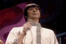 Nodding Denny Doherty GIF - Nodding Denny Doherty The Mamas And The Papas GIFs
