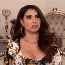 Looking Around Suspiciously Real Housewives Of New Jersey GIF - Looking Around Suspiciously Real Housewives Of New Jersey Rhnj GIFs
