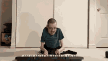 Pianist Playing Piano GIF - Pianist Playing Piano Musician GIFs