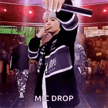 Mic Drop Bts GIF - Mic Drop Bts Bangtan Boys GIFs