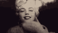 Kiss Blow GIF - Kiss Blow Marilyn Monroe GIFs