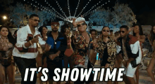 Its Showtime Showtime GIF - Its Showtime Showtime Its Time GIFs