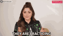 They Are Practicing Kanika Kapoor GIF - They Are Practicing Kanika Kapoor Pinkvilla GIFs