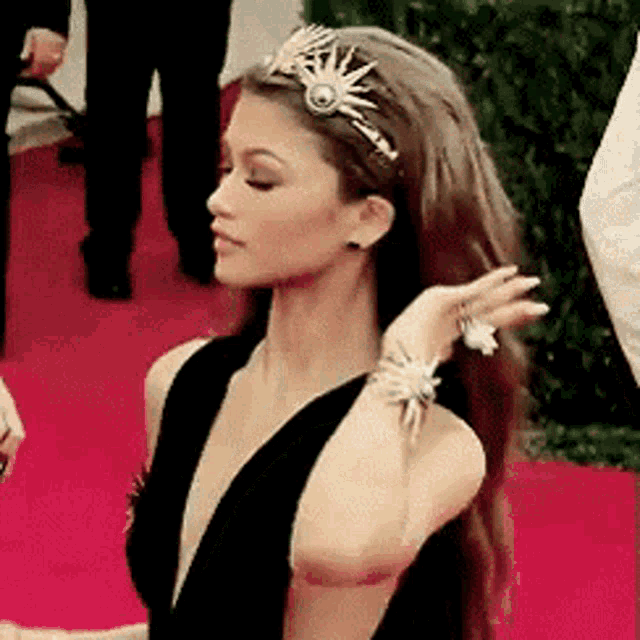Obviously Hair Flip GIF - Obviously Hair Flip Zendaya - Discover & Share  GIFs