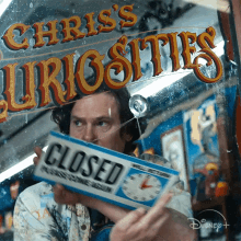 Closed Crazy Chris GIF - Closed Crazy Chris Henry Thomas GIFs